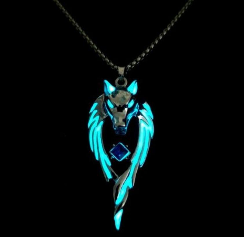 Chaine pendentif lumineux